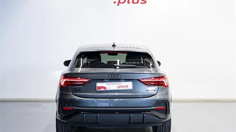 Audi Q3 Sportback 35 TFSI S line EU6d LED Navi Keyless Kurvenlicht e-Sitze Fernlichtass. - main picture