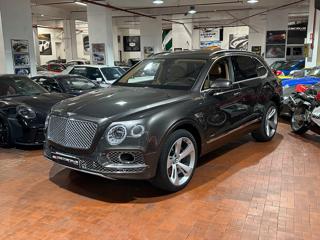 Bentley Flying Spur V8, Anno 2023, KM 1550 - main picture