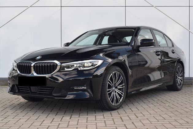 BMW 518 d 48V Touring Business (rif. 16462252), Anno 2022 - main picture