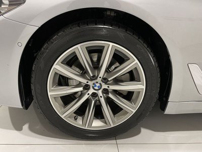 BMW Serie 5 520d aut. Luxury, Anno 2018, KM 144000 - main picture