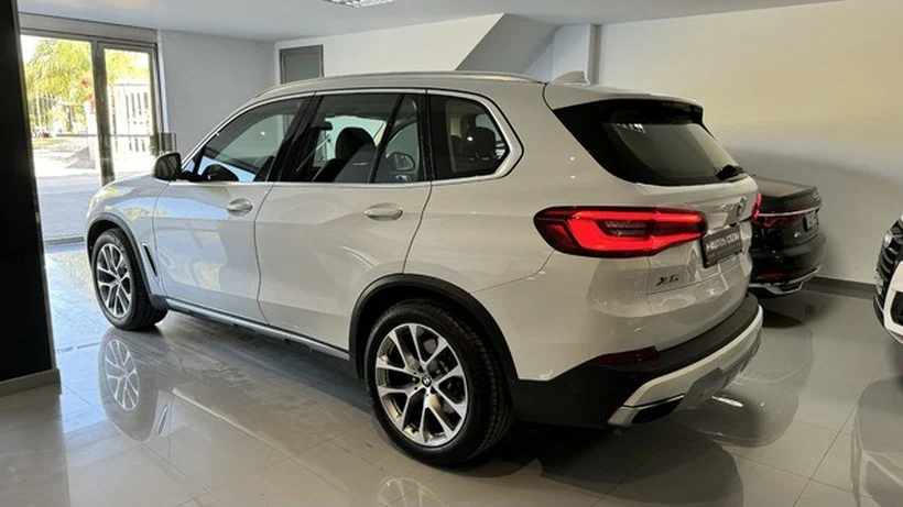 BMW X5 M 50D + Standheiz + Individual + Voll - main picture