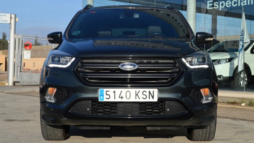 FORD Kuga 2.0TDCI Auto S&S ST-Line 4x4 150 - main picture