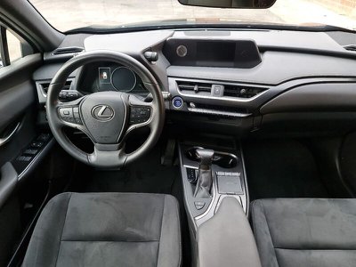 Lexus NX NX Hybrid 4WD F Sport GPL, Anno 2014, KM 103808 - main picture