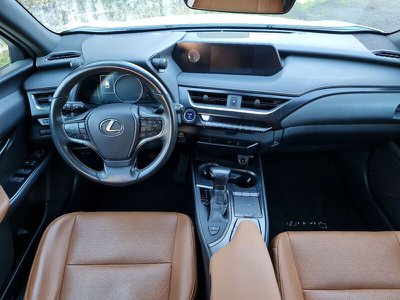 Lexus NX NX Hybrid 4WD F Sport GPL, Anno 2014, KM 103808 - main picture