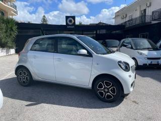 SMART ForFour 70 1.0 twinamic Passion (rif. 19936097), Anno 2018 - main picture
