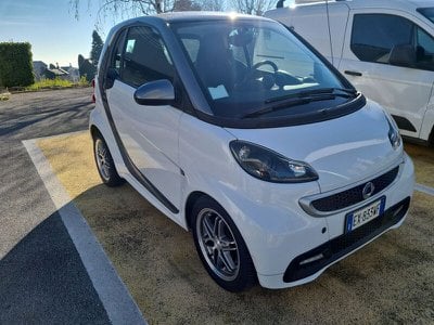 smart fortwo fortwo 1000 52 kW MHD coupé passion, Anno 2014, KM - main picture