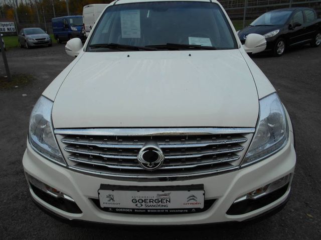 SsangYong Rexton Sapphire Neue Motorgeneration - main picture