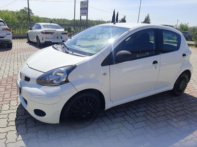 Toyota Yaris III 2017 5p 1.5 hybrid Active, Anno 2018, KM 16290 - main picture