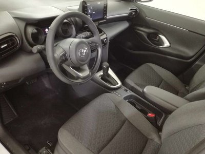 Toyota Yaris 1.5 Hybrid 5 porte Business CON 3 ANNI DI GARANZIA - main picture