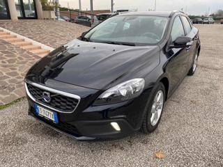 Volvo V40 T2 2,0 Kinetic/Pano.-D/Cam/PDC+v+h/LED-SW - main picture