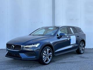 VOLVO V60 Cross Country D4 AWD Geartronic Pro/INTELLISAFE PRO/WI - main picture