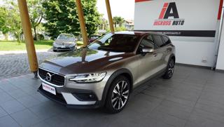 VOLVO V60 Cross Country D4 AWD Geartronic Business Plus (rif. 19 - main picture