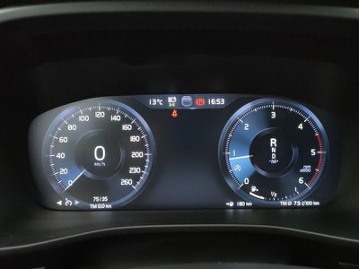 Volvo XC40 D4 AWD Geartronic Momentum, Anno 2019, KM 75110 - main picture